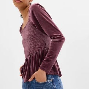 GAP Puffed Sleeved Velvet Peplum Top
